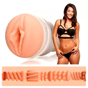 Eva Lovia Sugar - vagína z neba