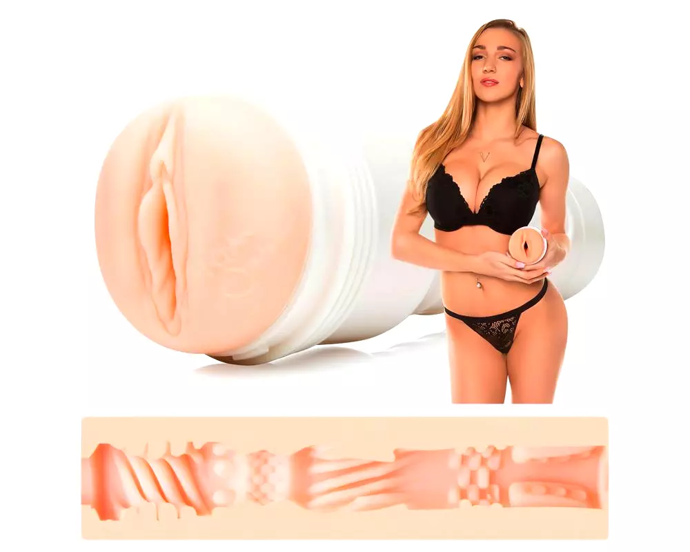 Kendra Sunderland Angel - vagína šalvia. Kendra Sunderland Angel - vagína šalvia.