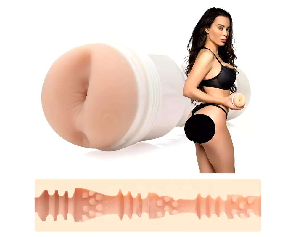 Lana Rhoades Karma - prirodzený pocitový zadok Lana Rhoades Karma - prirodzený pocitový zadok