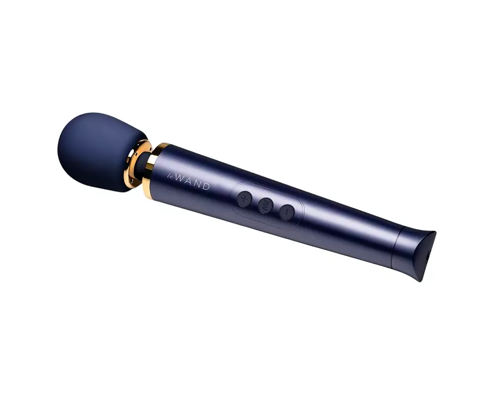 Petite - exkluzívny nabíjateľný masážny vibrátor (modrý) Petite - exkluzívny nabíjateľný masážny vibrátor (modrý)