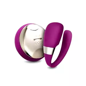 Tiani 3 – silikónový párový vibrátor (fialový)