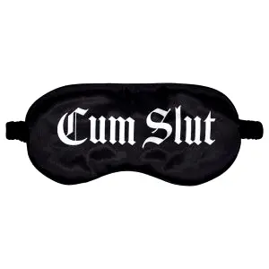 Au! saténová očná maska s nápisom „Cum Slut“ (čierna)